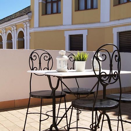 Apartamentos Turisticos La Encarnacion Sevilla Exteriör bild