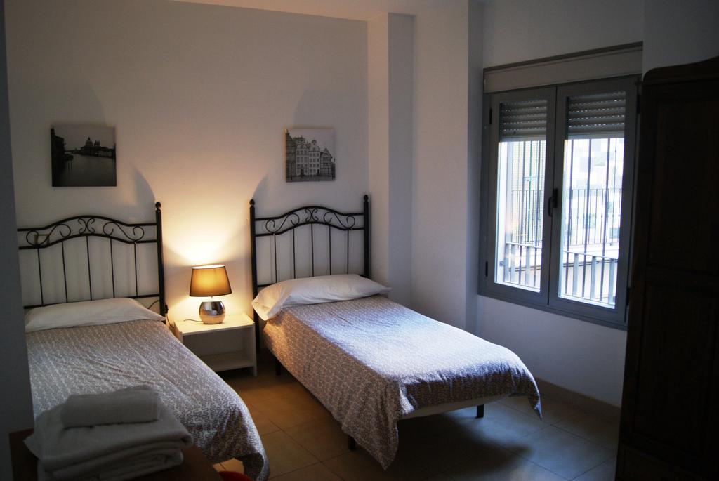 Apartamentos Turisticos La Encarnacion Sevilla Exteriör bild